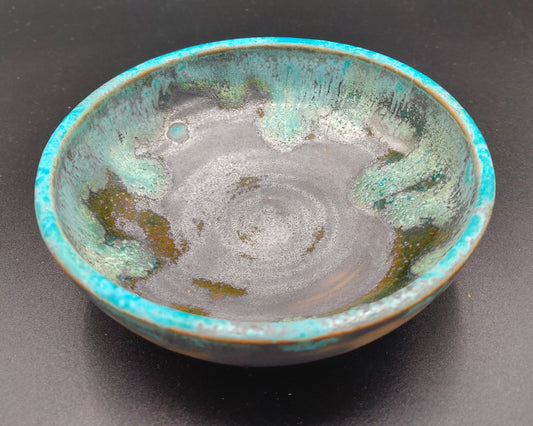 Medium stoneware bowl